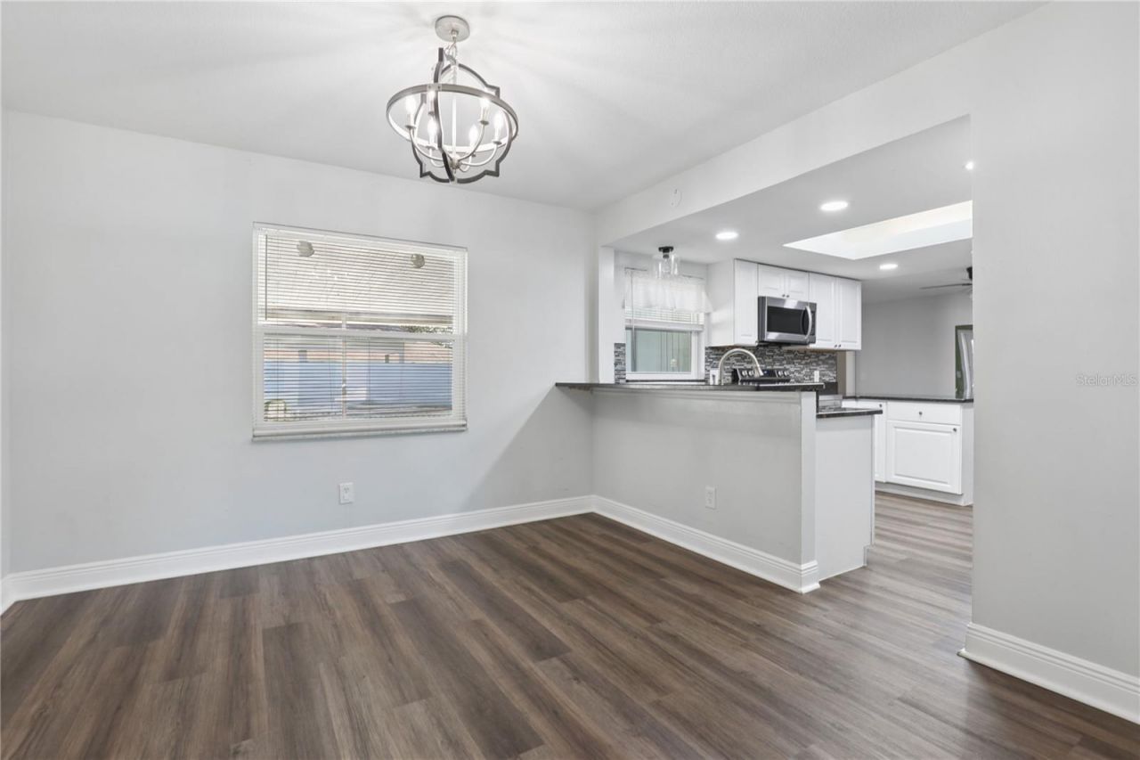 5311 Jennifer Place, Orlando, FL 32807 Photo