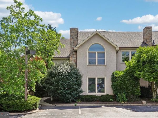 74 SOLDIERS SQUARE, CHESTERBROOK, PA 19087