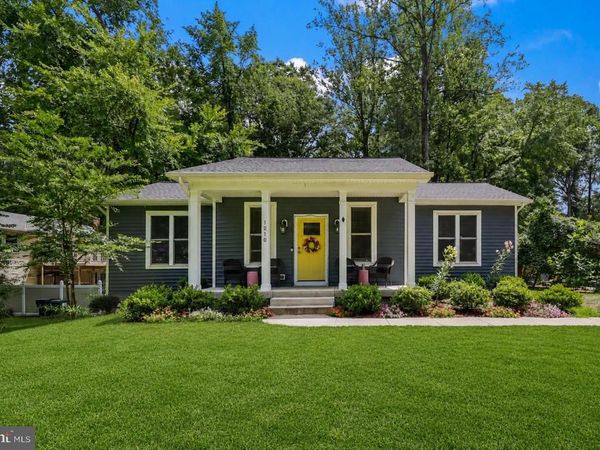 1210 AMHERST AVENUE, FREDERICKSBURG, VA 22405