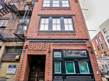 26 S STRAWBERRY STREET , PHILADELPHIA, PA 19106