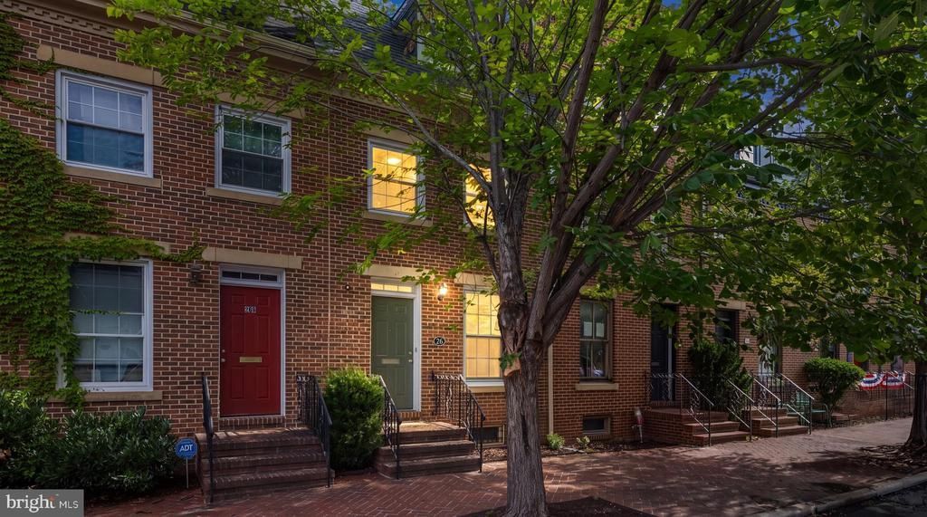 26 E Montgomery Street, Baltimore, MD 21230 Main Photo