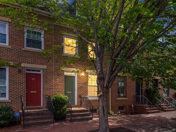 26 E MONTGOMERY STREET, BALTIMORE, MD 21230