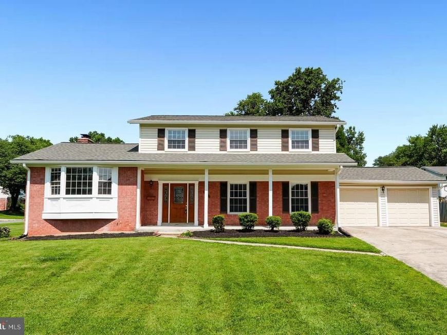 11700 Tifton Drive, Potomac, MD 20854 Main Photo