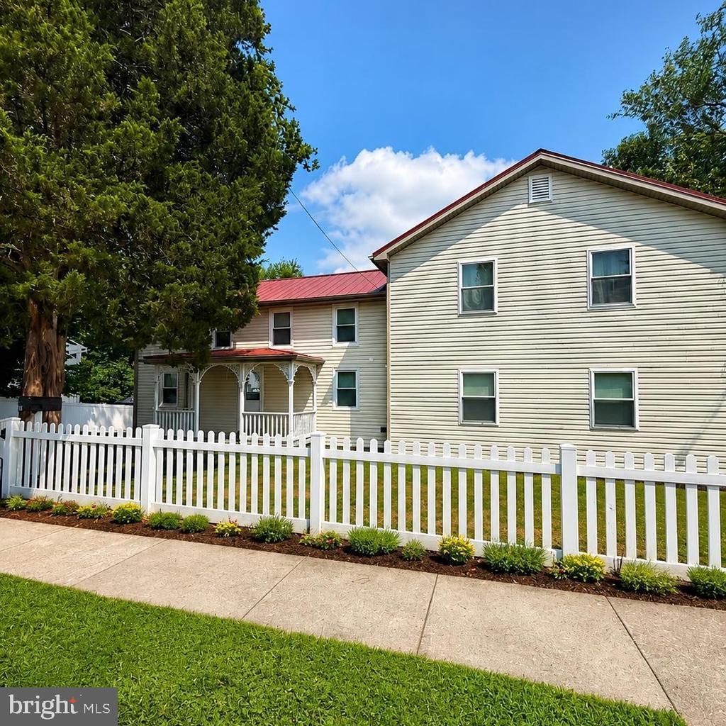 36 AVONDALE STREET , LAUREL, MD 20707