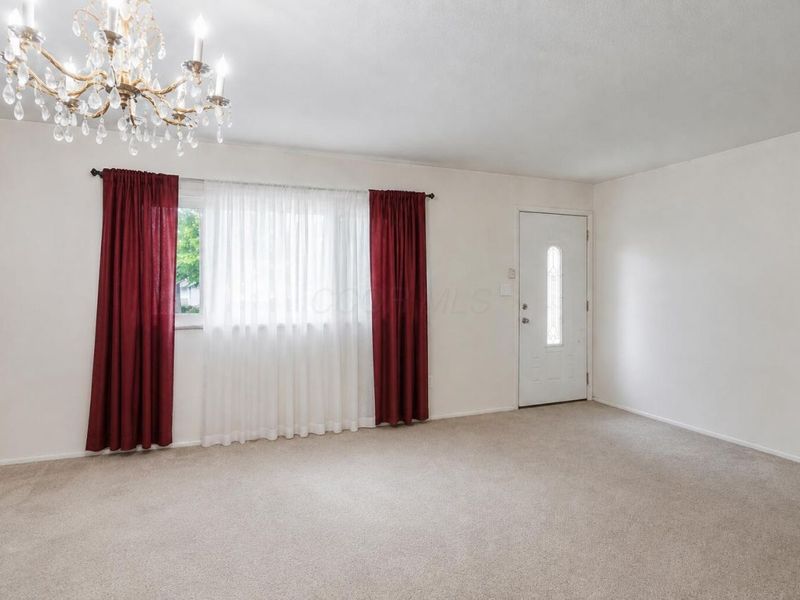 1284 Striebel Road , Columbus, OH 43227 Photo 6