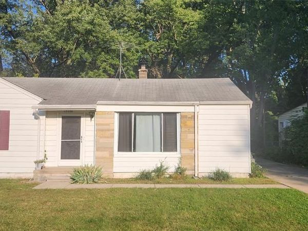 15024 Lyons Street, Livonia, MI 48154