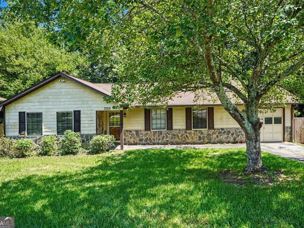 3011 Menlo Park Drive, Rex, GA 30273