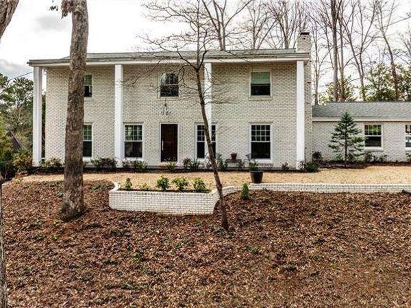 800 Glenairy Drive, Atlanta, GA 30328