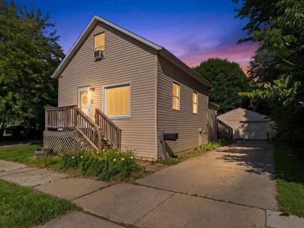 1225 MARSHALL AVENUE, Green Bay, WI 54303
