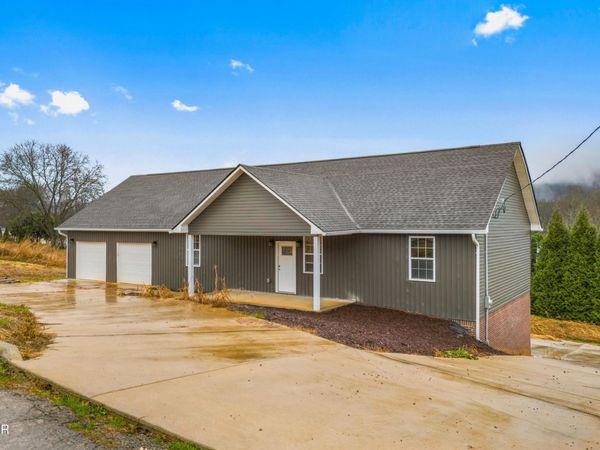 241 Stewart Hills Drive , Rogersville, TN 37857
