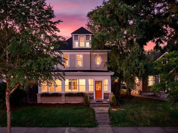 1507 Girard Avenue N, Minneapolis, MN 55411