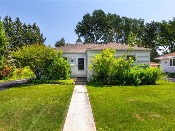 17 S Walnut Street , Palatine, IL 60067