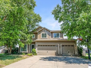 1709 Diane Street, Papillion, NE 68046