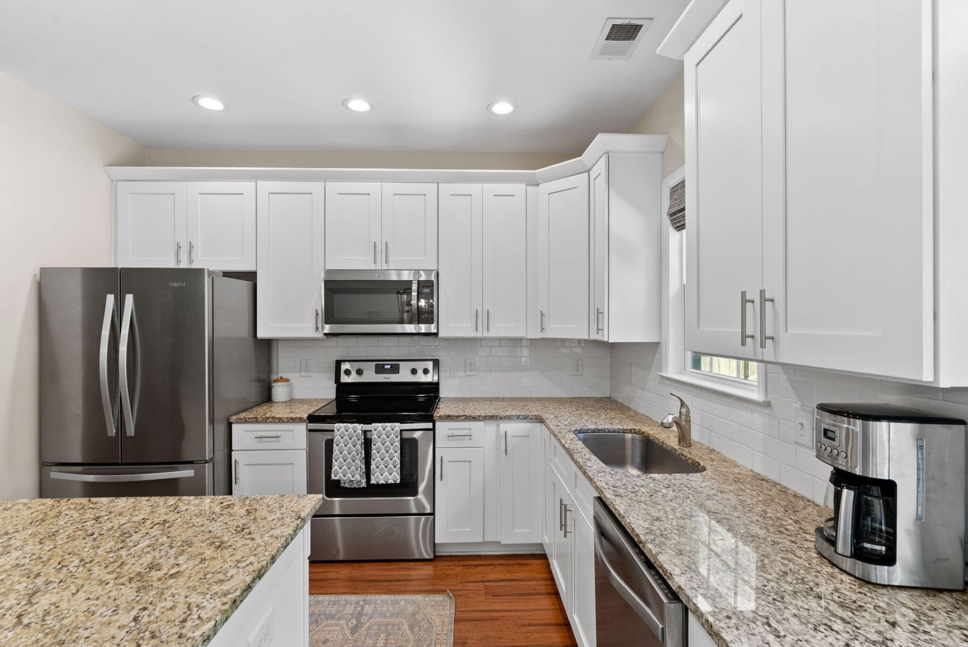 3362 Berryhill Road Photo 15