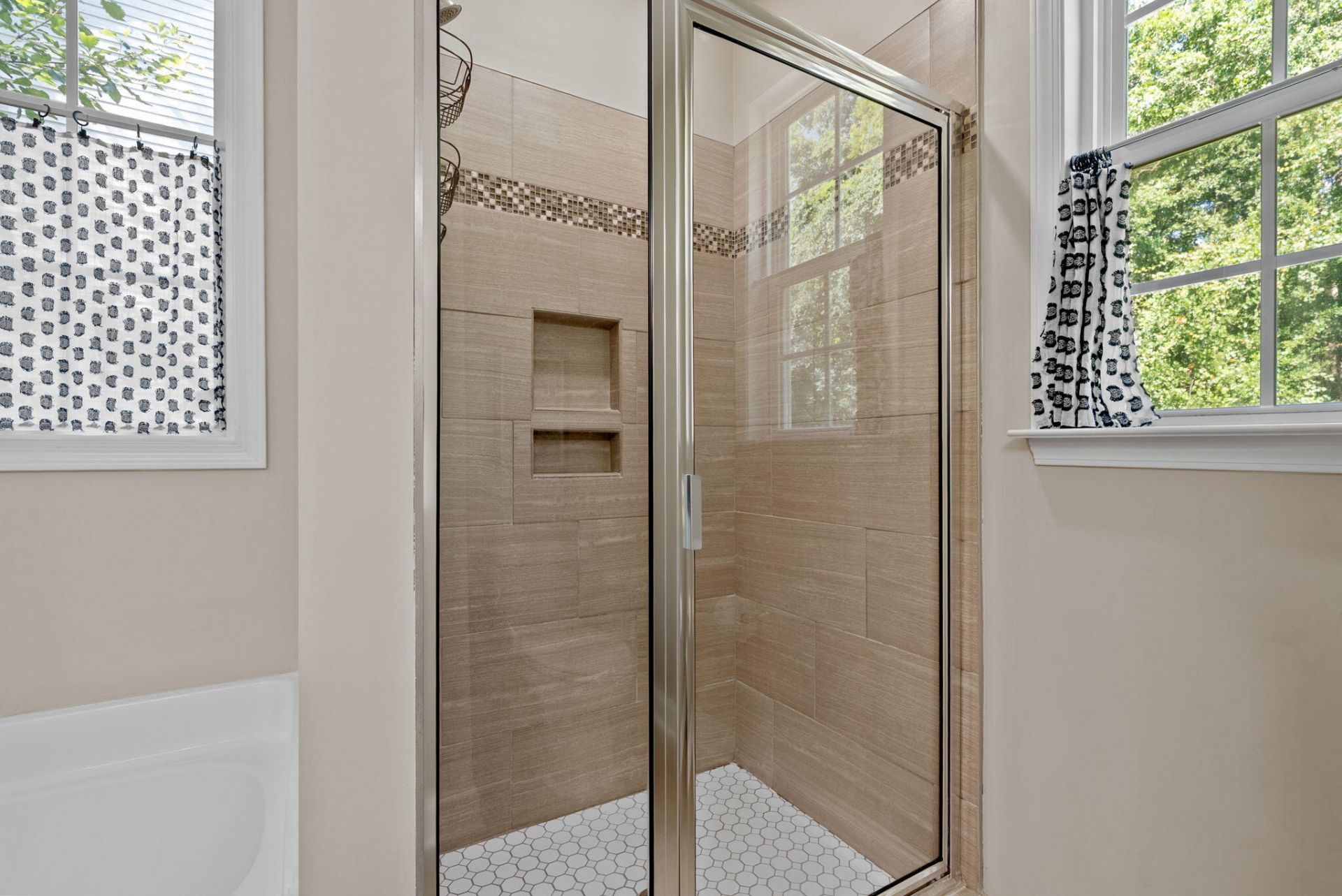 3362 Berryhill Road Photo 22