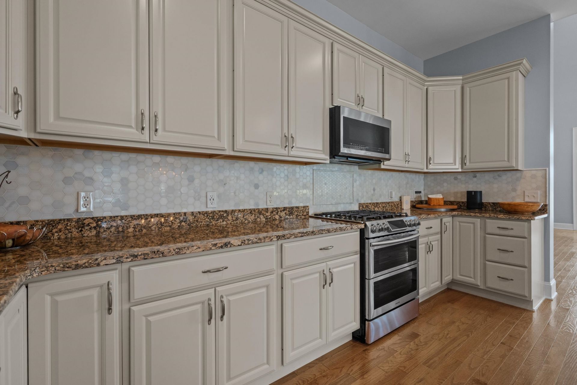 438 Seabury Ln. Photo 17