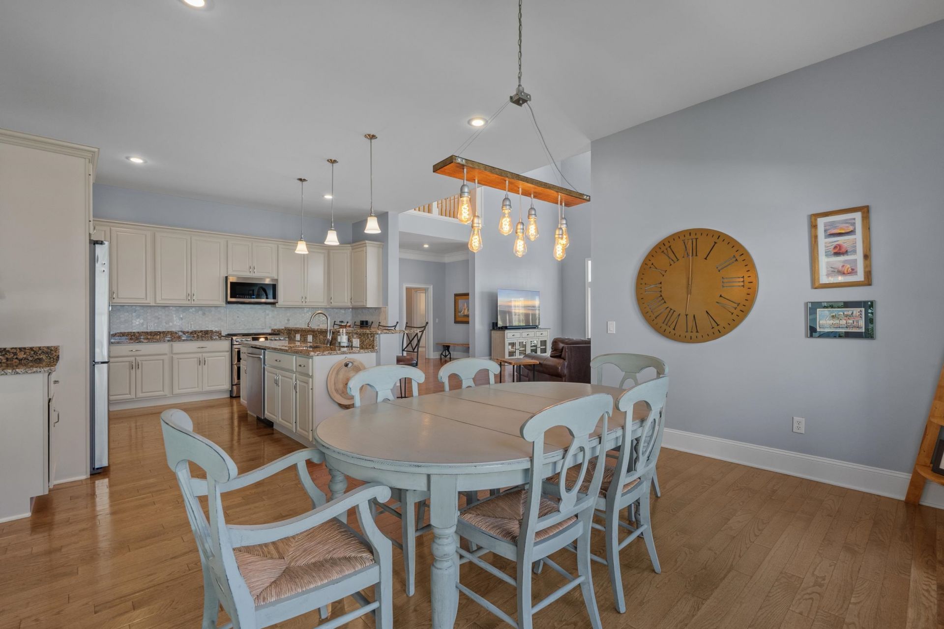 438 Seabury Ln. Photo 20
