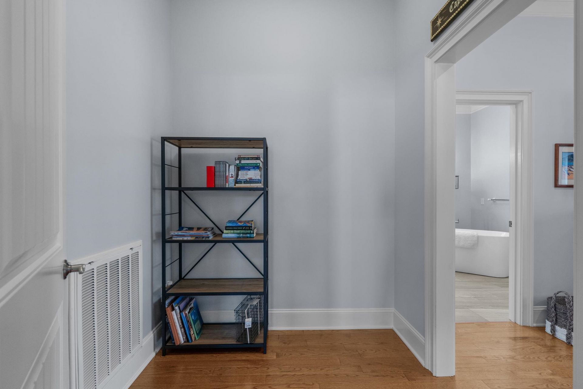 438 Seabury Ln. Photo 21