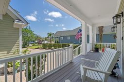 438 Seabury Ln. photo 4