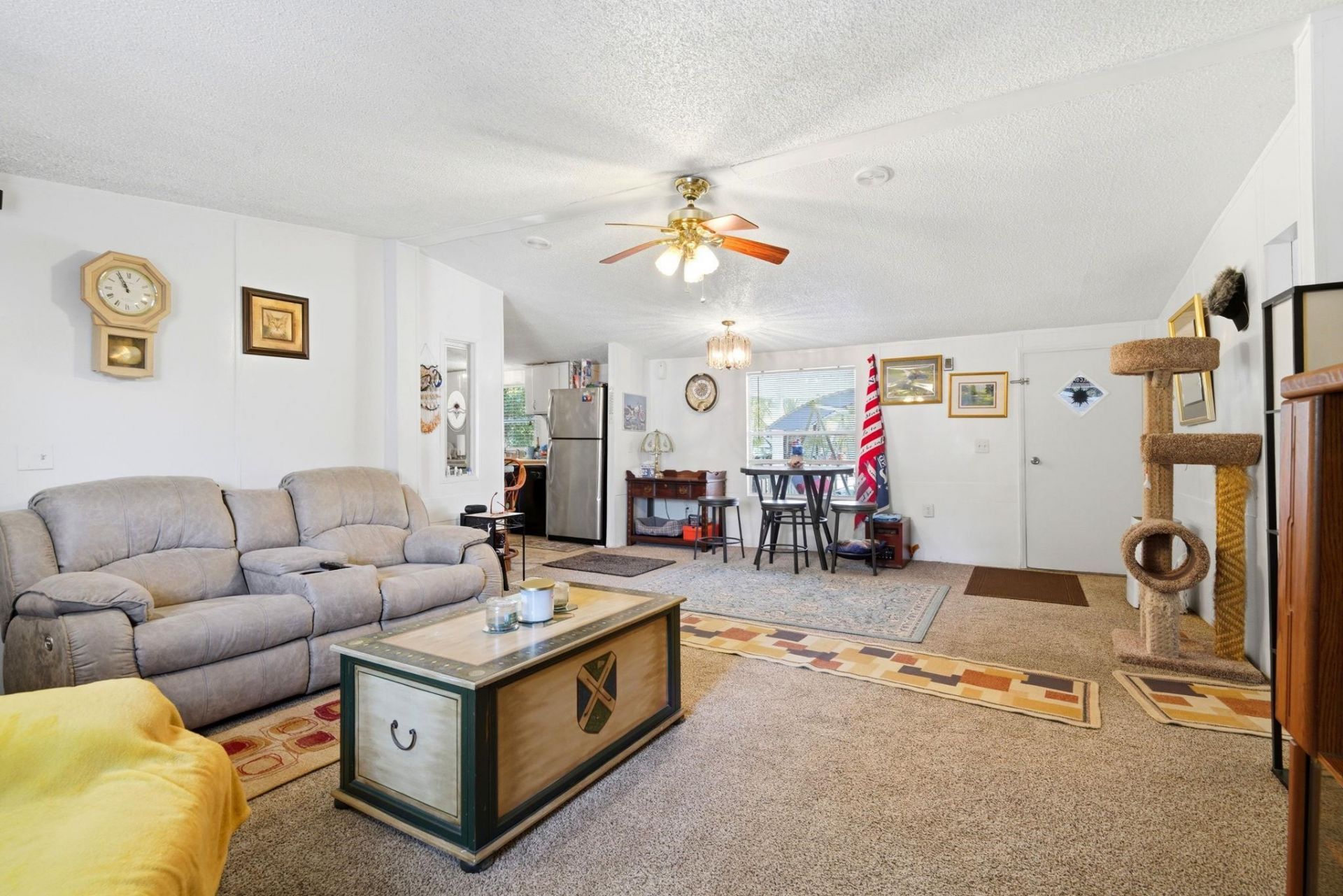 745 River Cliff Dr.  Photo 10