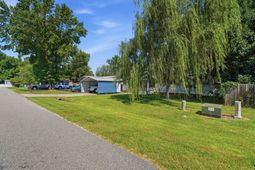 745 River Cliff Dr.  photo 4