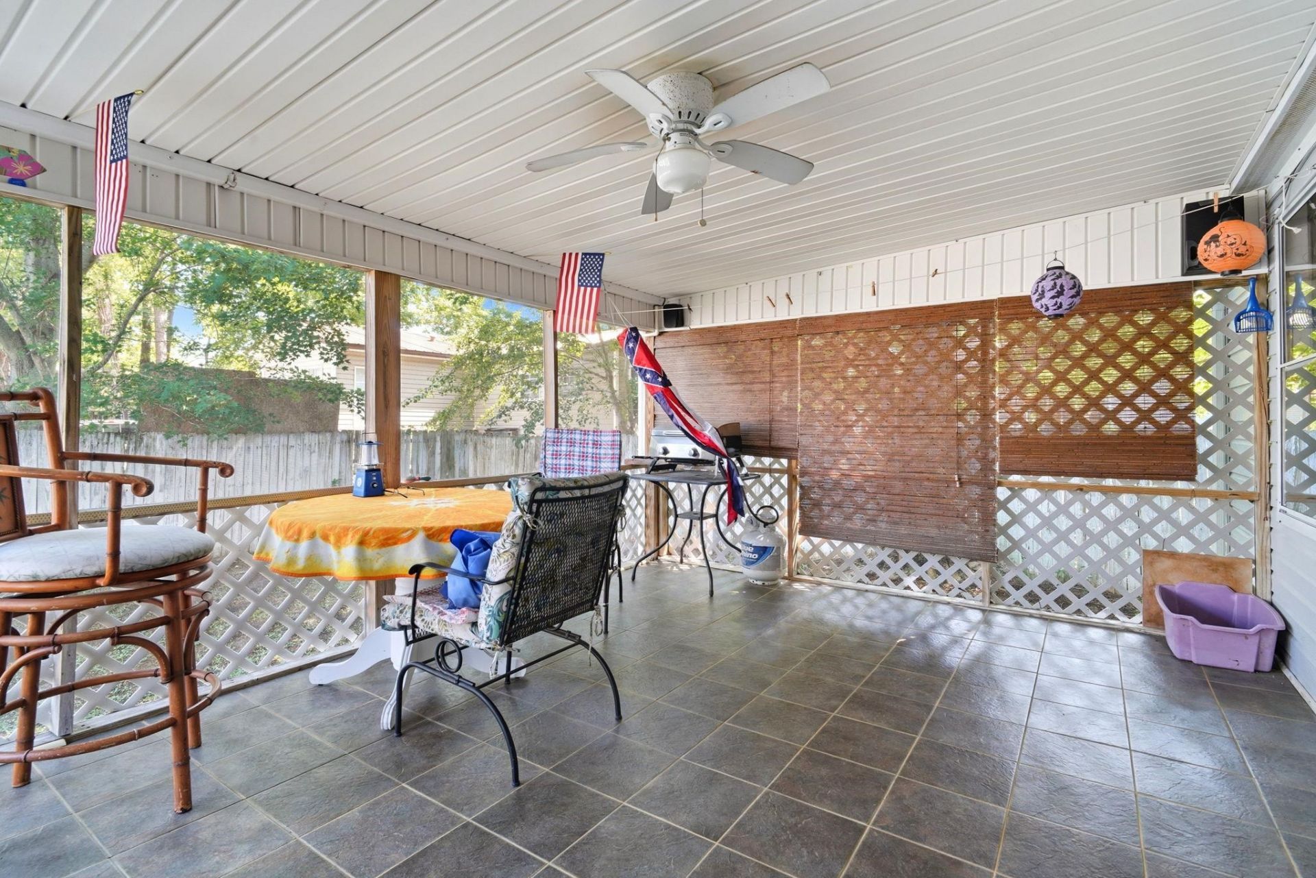 745 River Cliff Dr.  Photo 24
