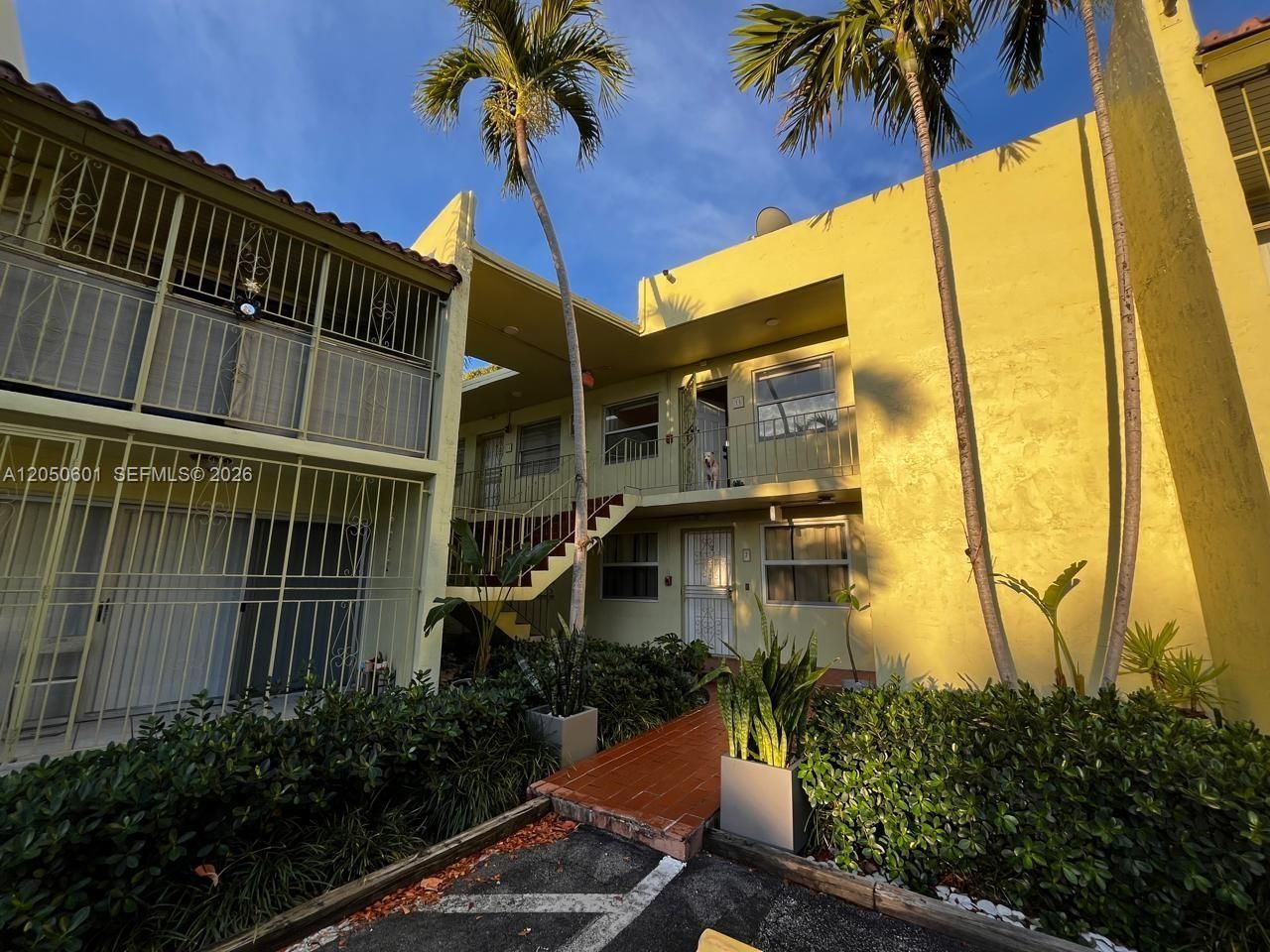 520 NE 38th St, Unit 15, Miami, FL 33137 Photo