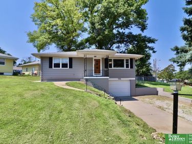 5116 Fay Boulevard, Omaha, NE 68117
