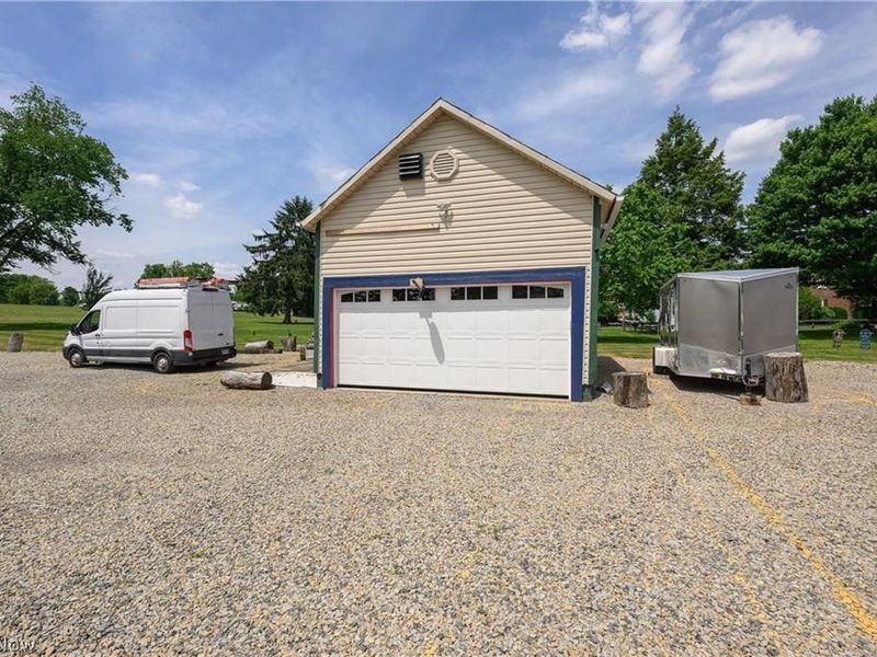 372 Park Avenue SW, Bolivar, OH 44612 Photo 5