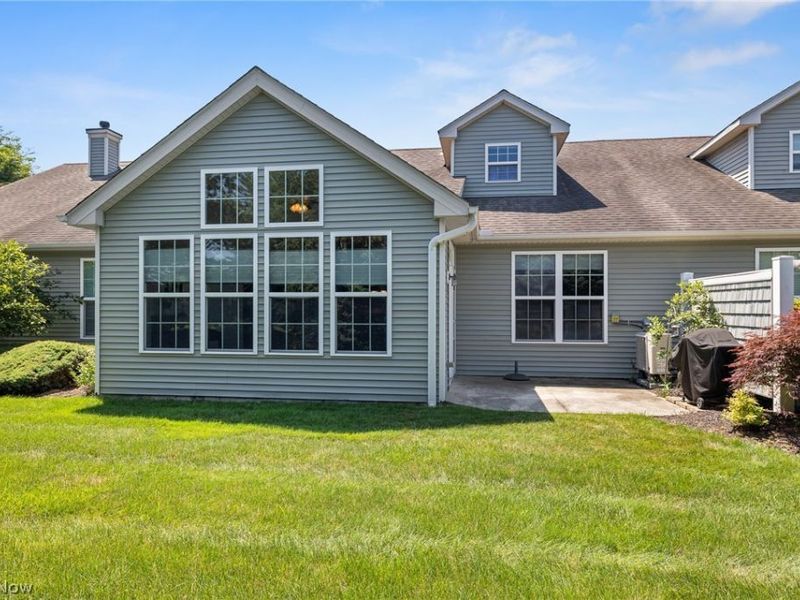 556 Hyannis Port Circle, Avon Lake, OH 44012 Photo 29