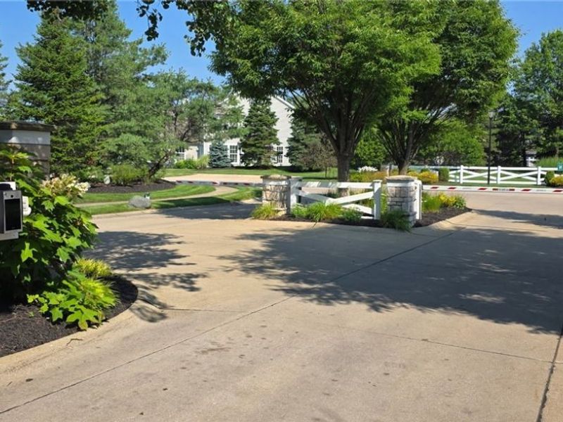 556 Hyannis Port Circle, Avon Lake, OH 44012 Photo 35