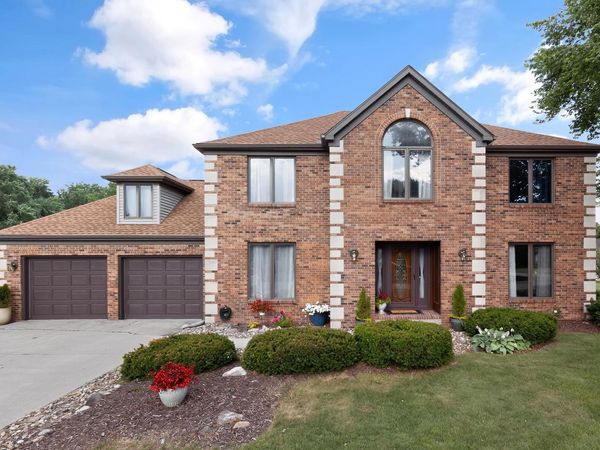 55828 Nursery Avenue, Mishawaka, IN 46545