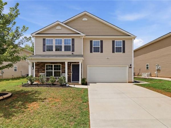 4011 Bobtail Court , Greensboro, NC 27301