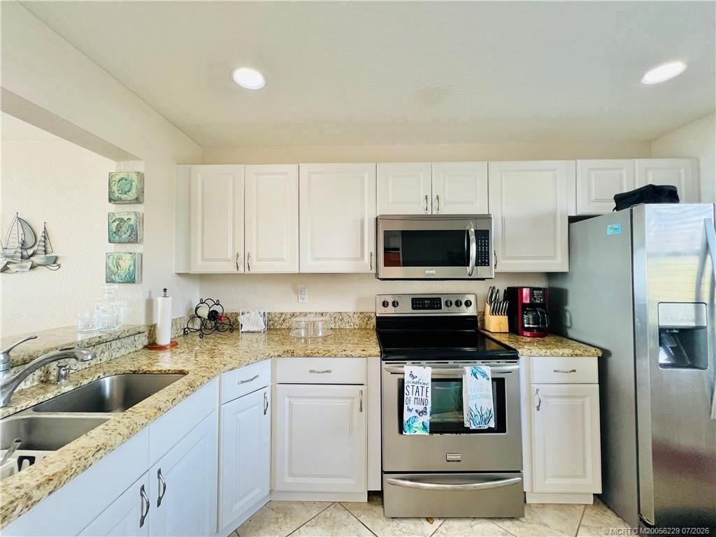 4250 N Highway A1a , Unit 302, Fort Pierce, FL 34949 Photo
