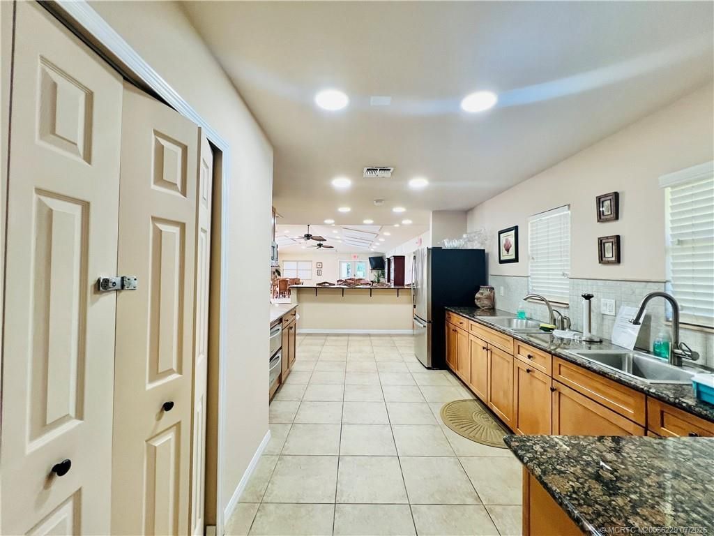 4250 N Highway A1a , Unit 302, Fort Pierce, FL 34949 Photo