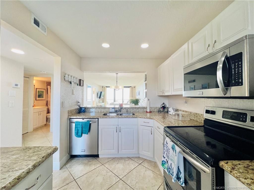 4250 N Highway A1a , Unit 302, Fort Pierce, FL 34949 Photo