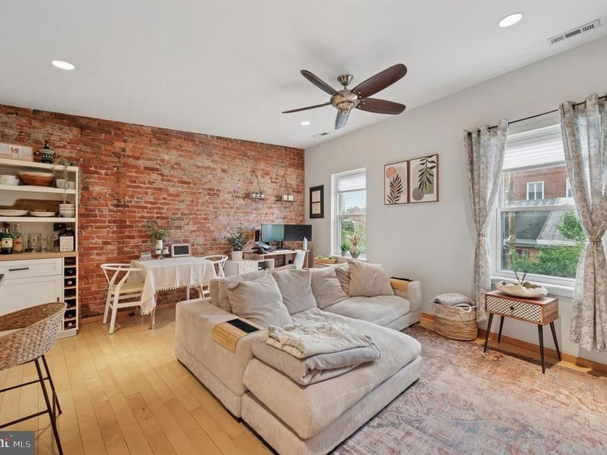 211 Christian Street, Unit C, Philadelphia, PA 19147 Main Photo