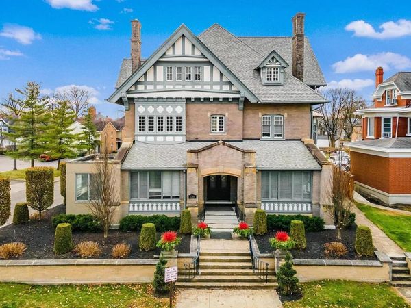 1349 E Broad Street, Columbus, OH 43205