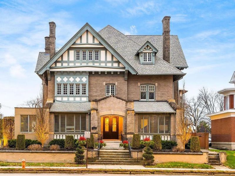 1349 E Broad Street, Columbus, OH 43205 Photo 2