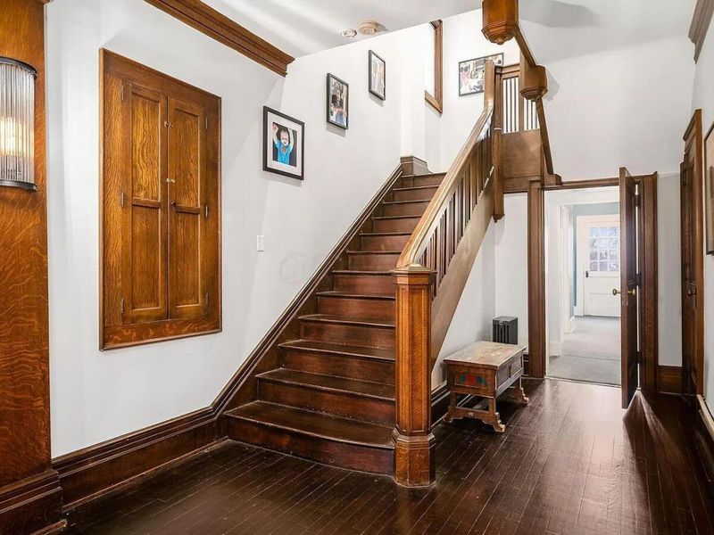 1349 E Broad Street, Columbus, OH 43205 Photo 27