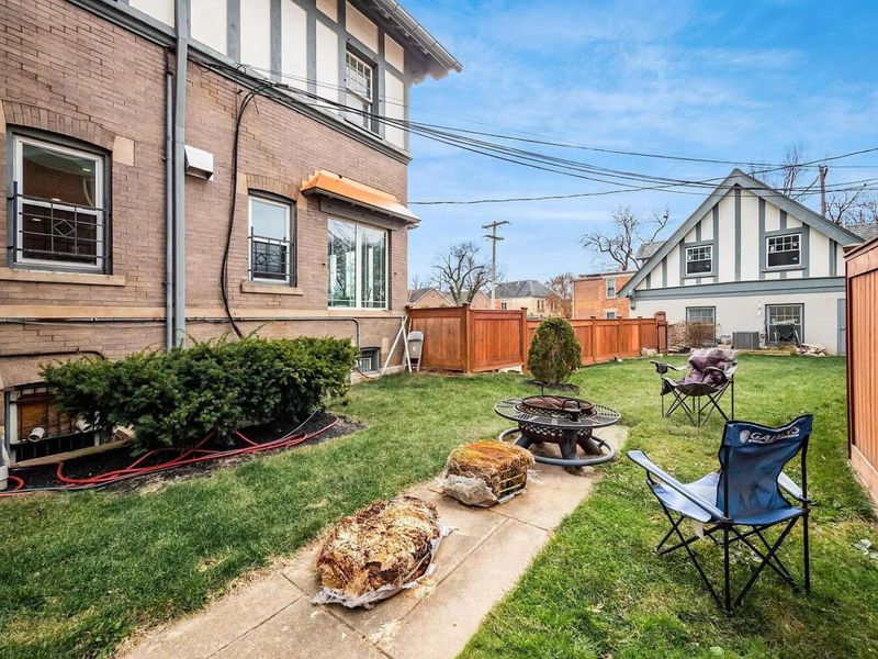 1349 E Broad Street, Columbus, OH 43205 Photo 70