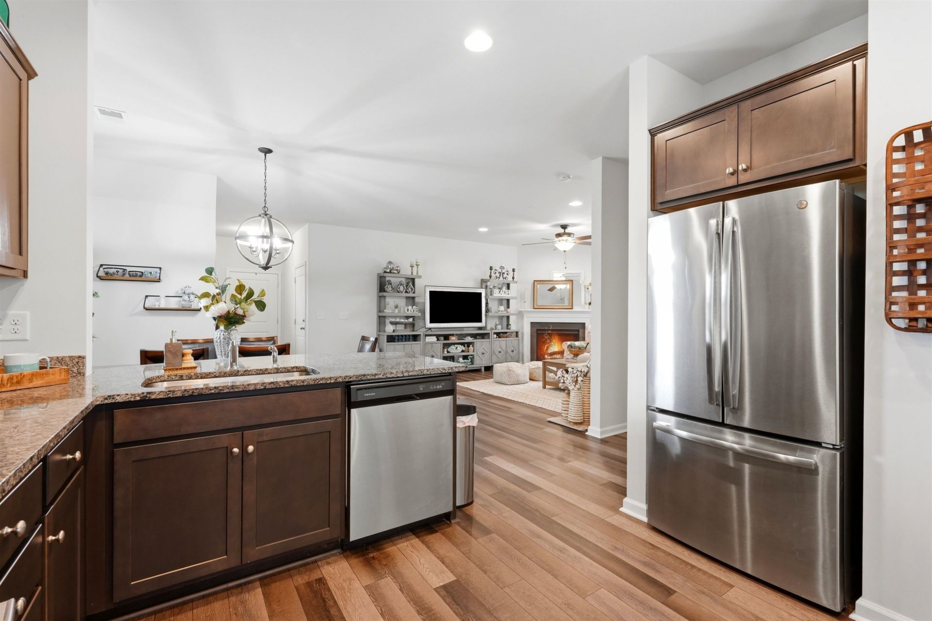 424 Black Cherry Way  Photo 6