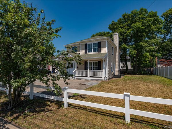 2163 Sunrise Highway , Islip, NY 11751
