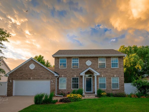 2321 Sundown Drive, Ames, IA 50014