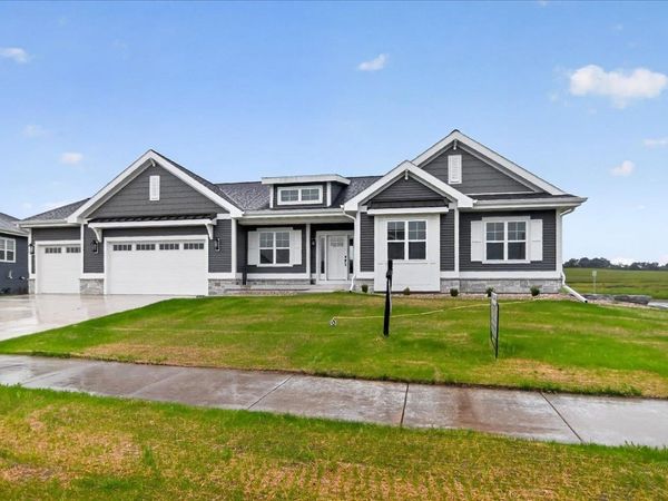 502 Morning Cove Circle, Verona, WI 53593
