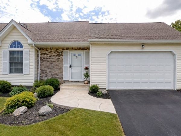 9 Hawthorne, Depew, NY 14043
