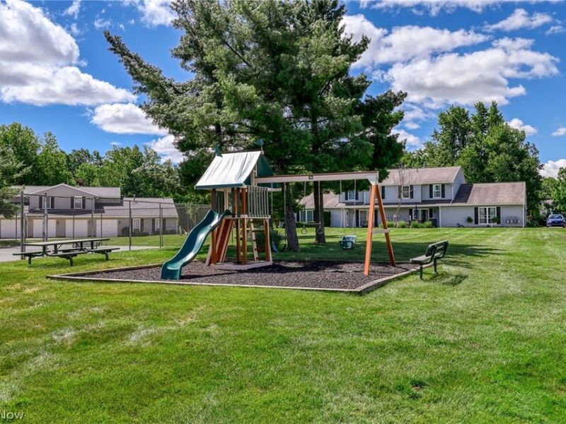 4901 Independence Unit C Circle, Stow, OH 44224 Photo 21