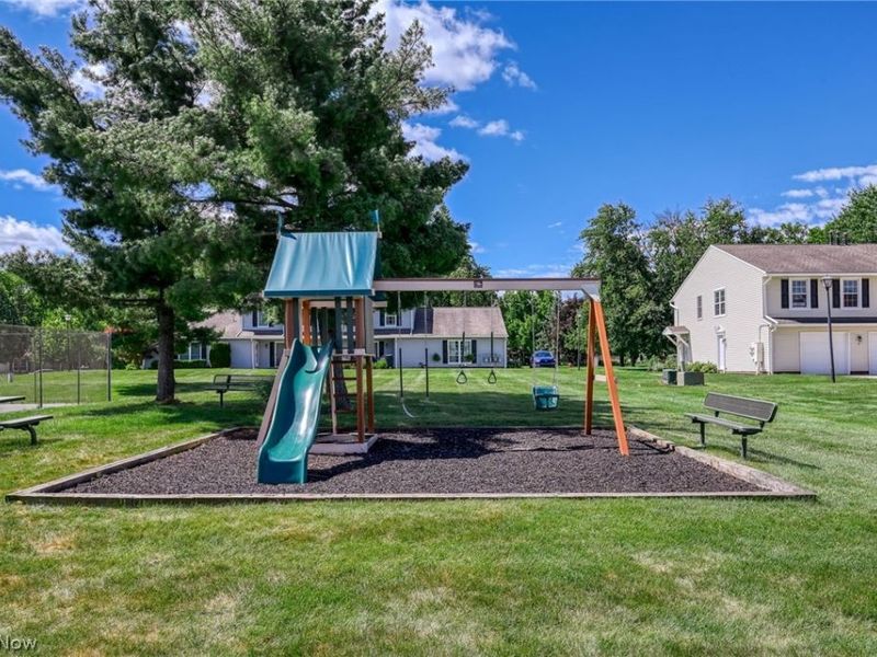 4901 Independence Unit C Circle, Stow, OH 44224 Photo 22