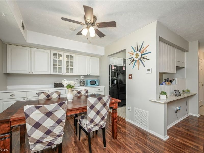 4901 Independence Unit C Circle, Stow, OH 44224 Photo 6