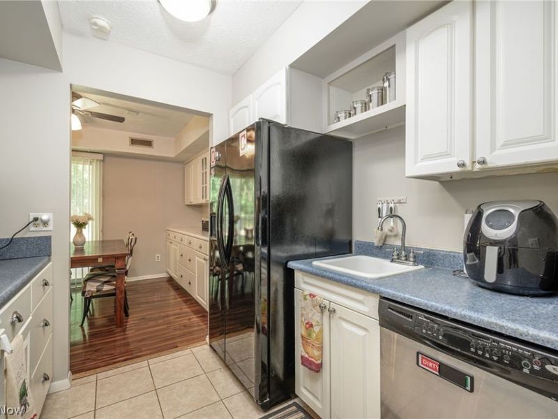4901 Independence Unit C Circle, Stow, OH 44224 Photo 9